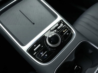 Geely Starray Starray EM-i 1.5 phev Pro auto (15)