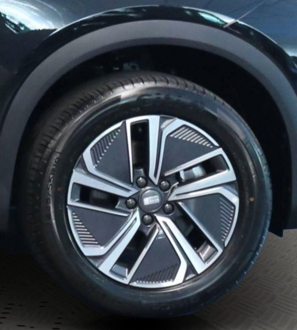 Geely Starray Starray EM-i 1.5 phev Pro auto (5)
