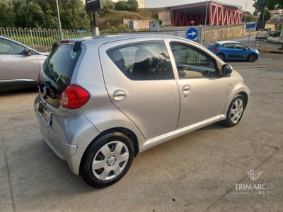 Toyota Aygo 1.0 12V VVT-i 5 porte M-MT (5)