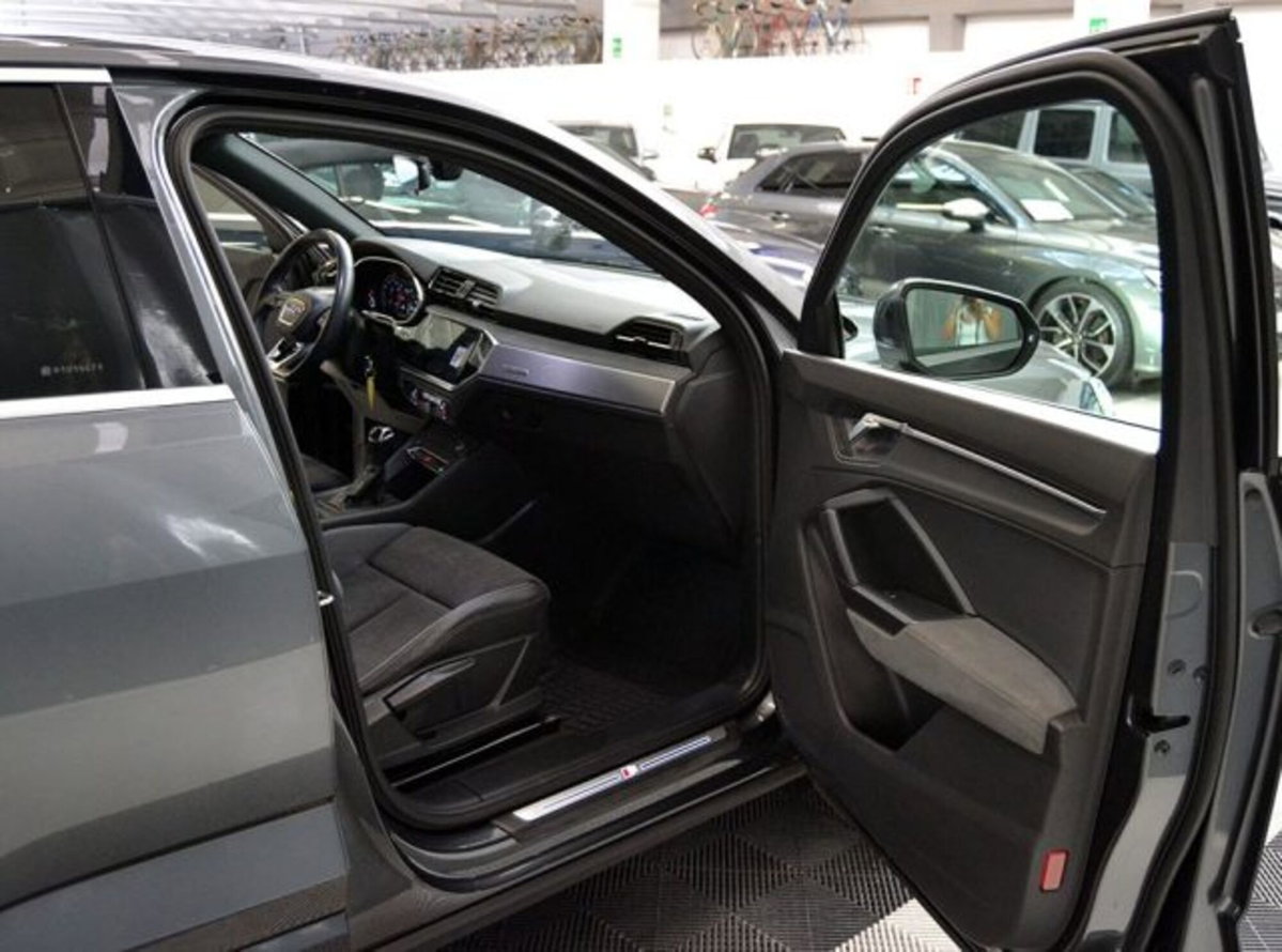 Audi Q3 Sportback 45 TFSI S tronic quattro edition (3)