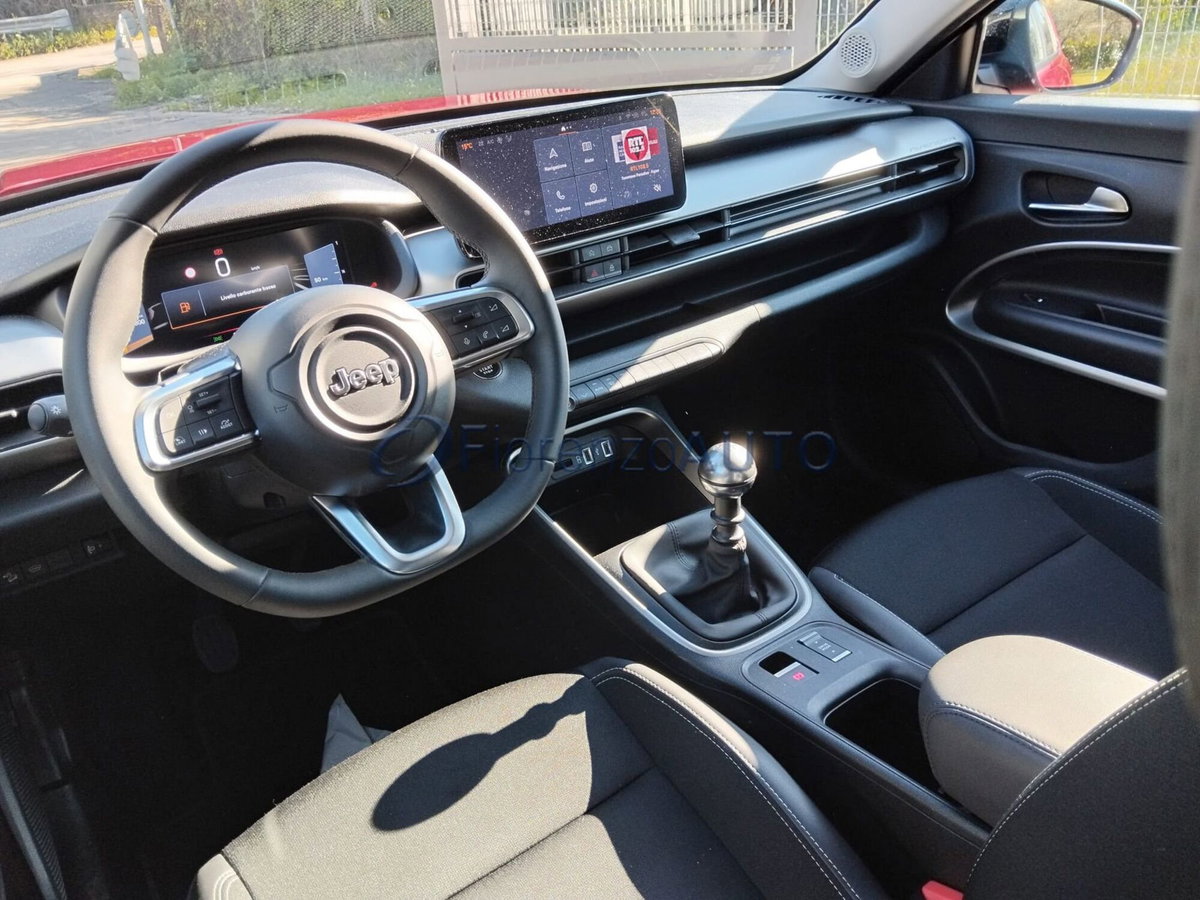 Jeep Avenger 1.2 turbo Summit fwd 100cv (14)