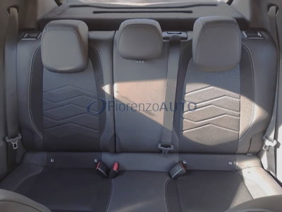 Jeep Avenger 1.2 turbo Summit fwd 100cv (20)