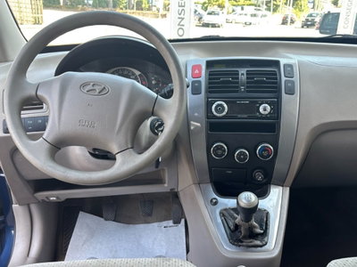 Hyundai Tucson 2.0 CRDi TD Dynamic (9)
