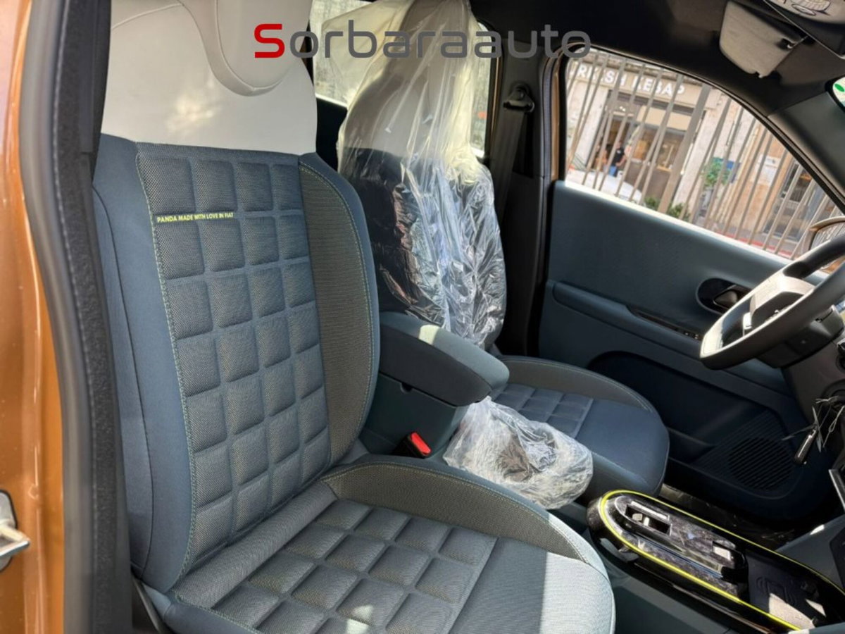 Fiat Grande Panda 1.2 hybrid La Prima 110cv edct (12)