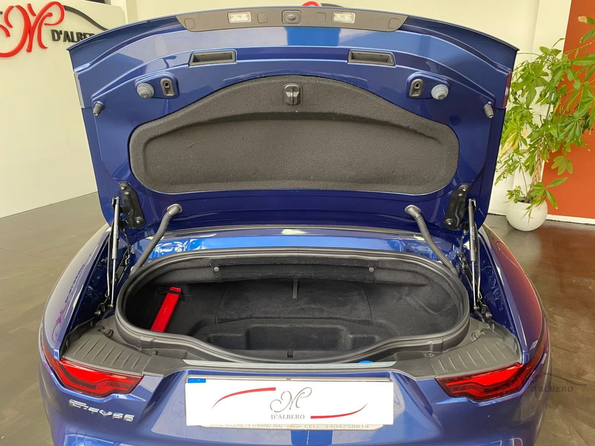 Jaguar F-Type Cabrio Cabrio 2.0 i4 R-Dynamic rwd 300cv auto (10)