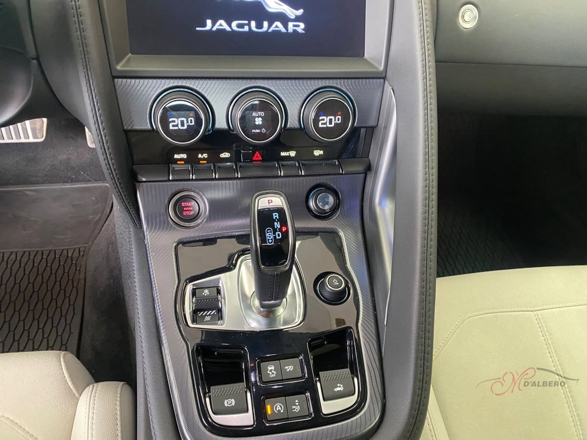 Jaguar F-Type Cabrio Cabrio 2.0 i4 R-Dynamic rwd 300cv auto (13)