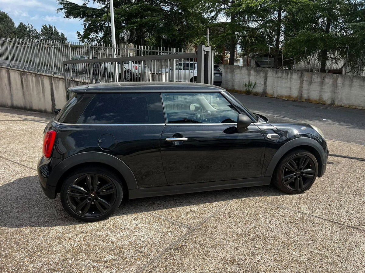 MINI Mini 1.5 One Essential (8)