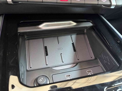 Audi Q3 Sportback 35 TDI quattro S tronic S line edition (12)