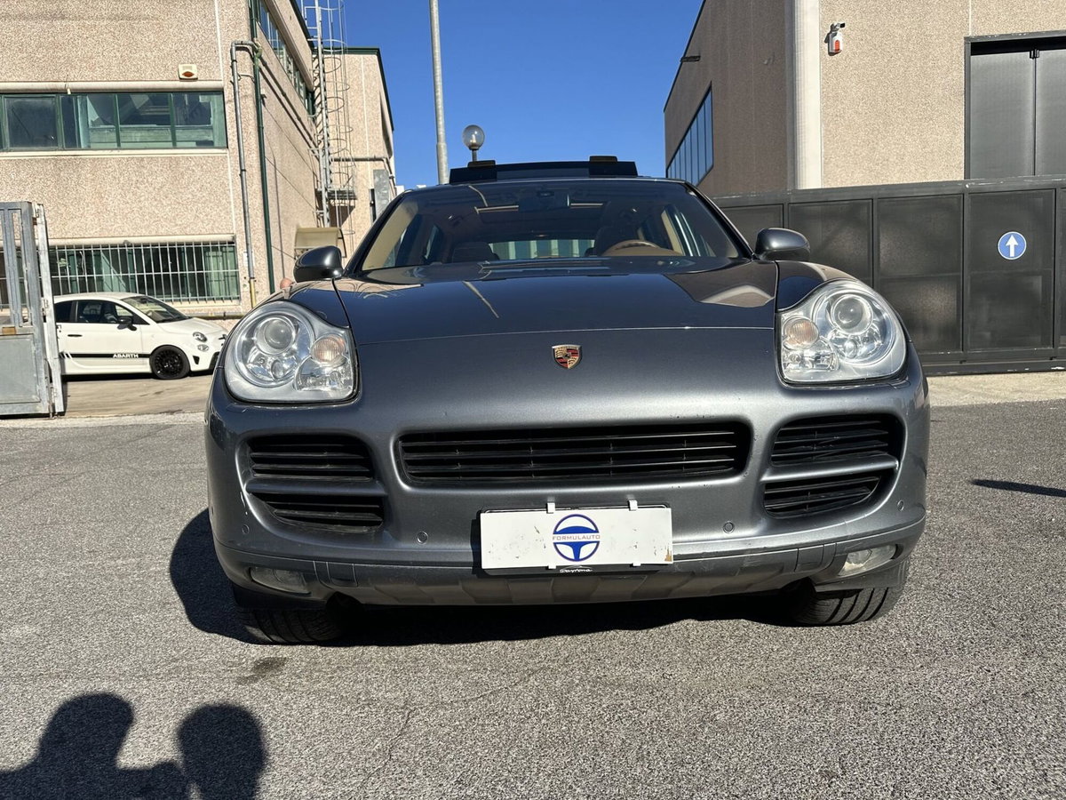 Porsche Cayenne 3.2 V6 cat (2)