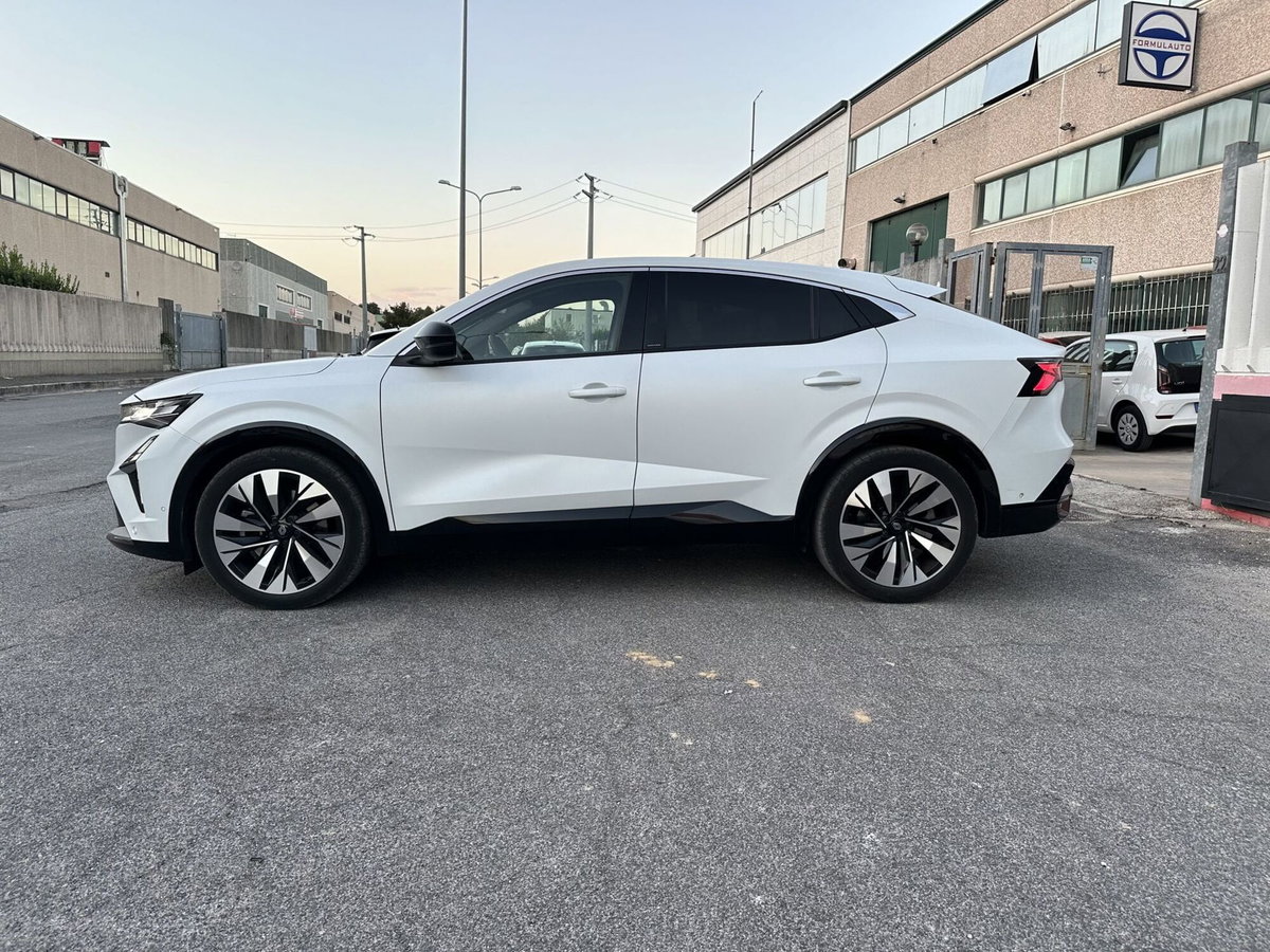 Renault Rafale 1.2 full hybrid Techno 200cv auto (3)