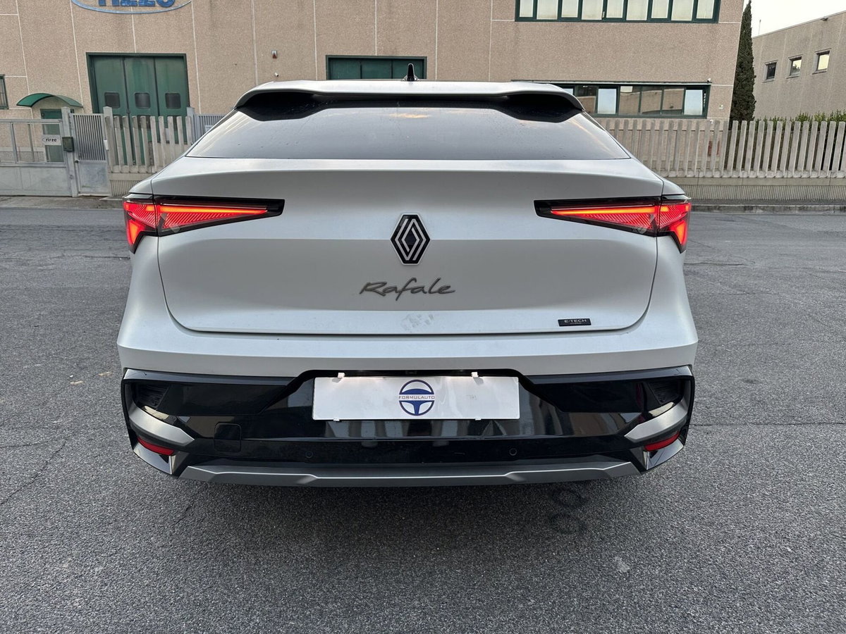 Renault Rafale 1.2 full hybrid Techno 200cv auto (5)