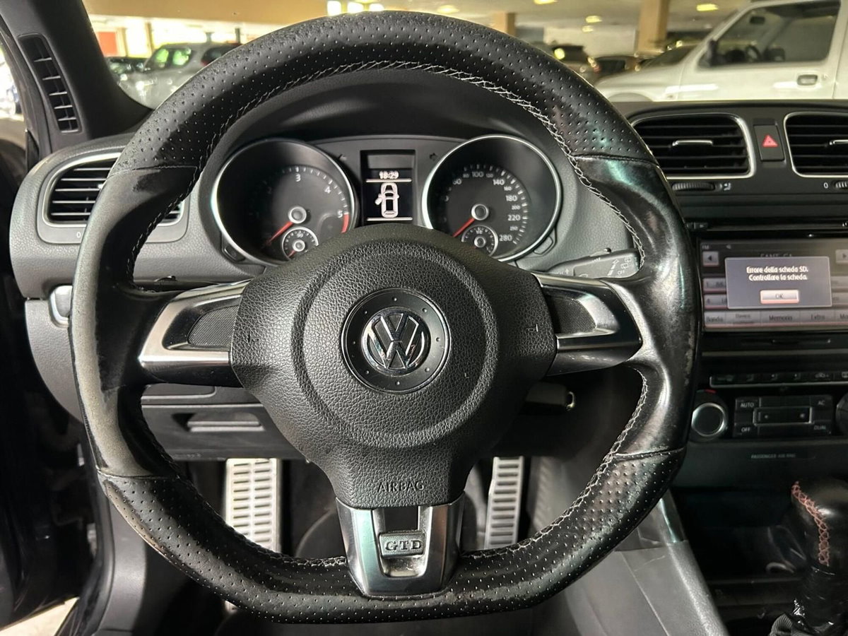 Volkswagen Golf GTD 2.0 TDI DSG 5p. BlueMotion Technology (10)