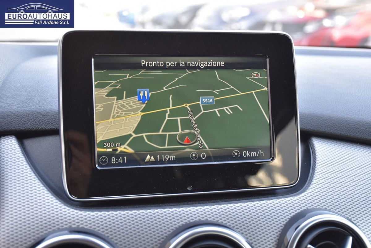 Mercedes-Benz Classe B 180 CDI Sport (10)