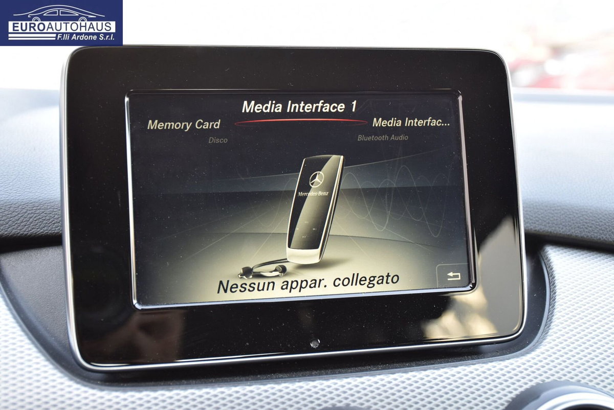 Mercedes-Benz Classe B 180 CDI Sport (12)
