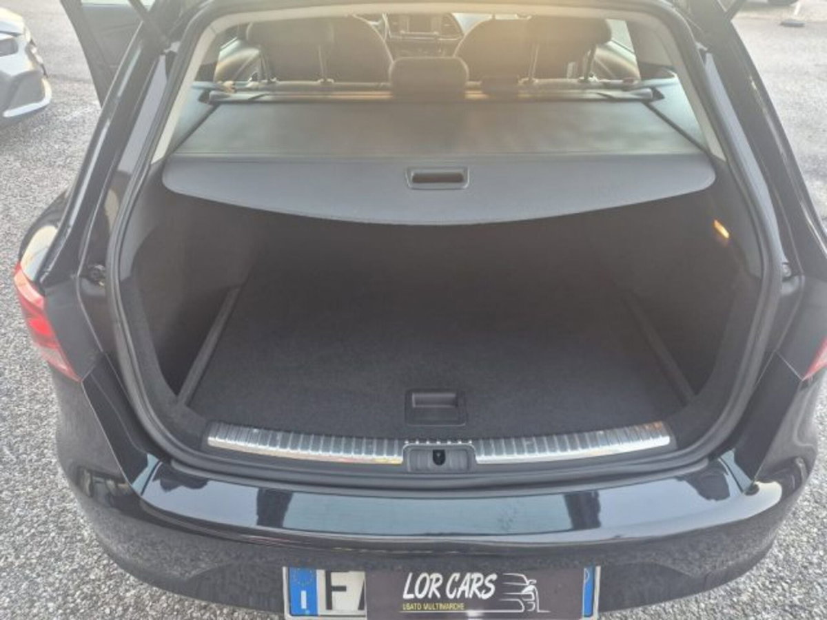 SEAT Leon ST 1.6 TDI 105 CV Reference (11)