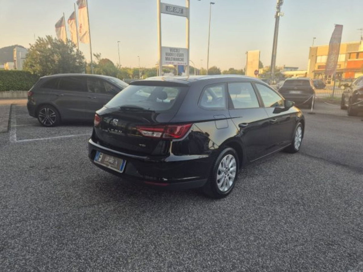 SEAT Leon ST 1.6 TDI 105 CV Reference (5)