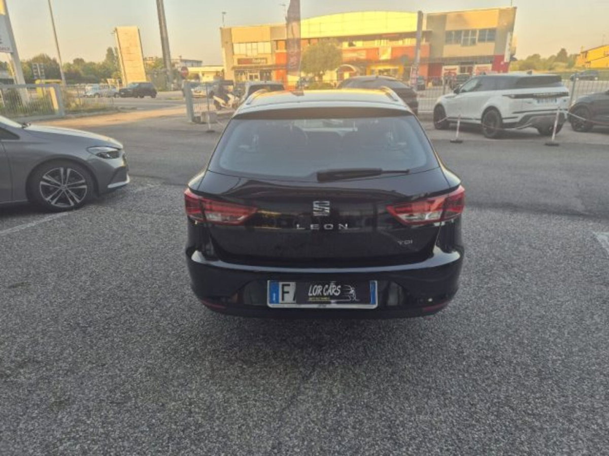 SEAT Leon ST 1.6 TDI 105 CV Reference (6)