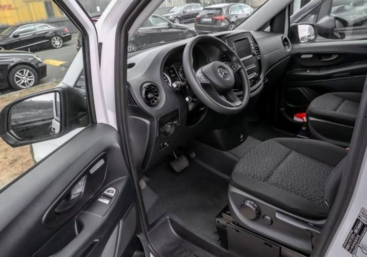 Mercedes-Benz Vito 2.0 114 CDI PL Mixto Extra-Long (9)