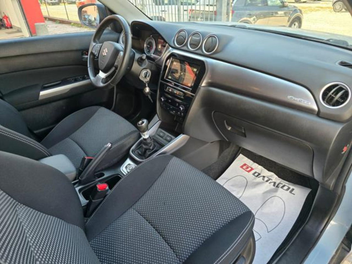 Suzuki Vitara 1.4 Hybrid 4WD AllGrip Easy Cool (11)