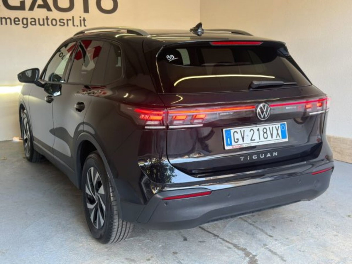 Volkswagen Tiguan 2.0 tdi Edition 20 150cv dsg (7)