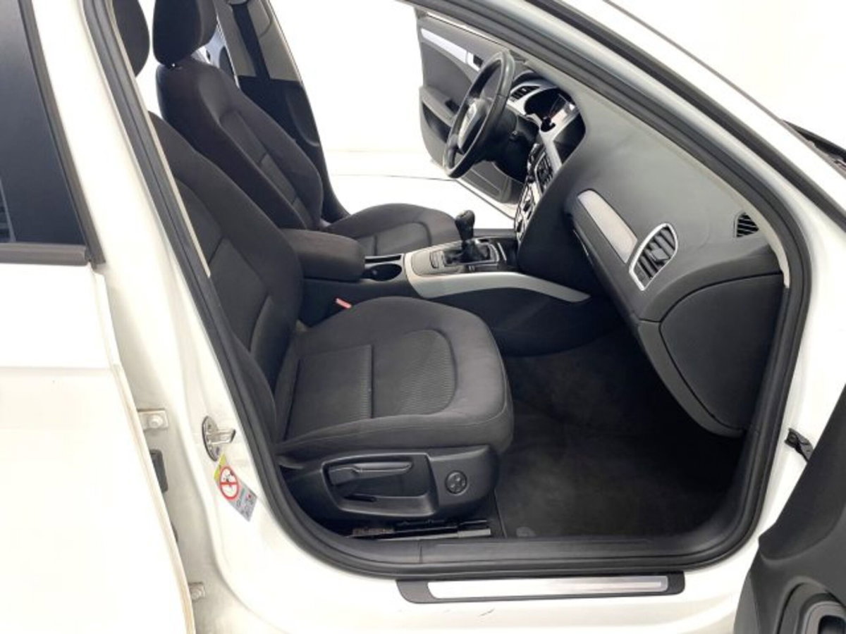 Audi A4 Avant 2.0 TDI 143CV F.AP. (20)