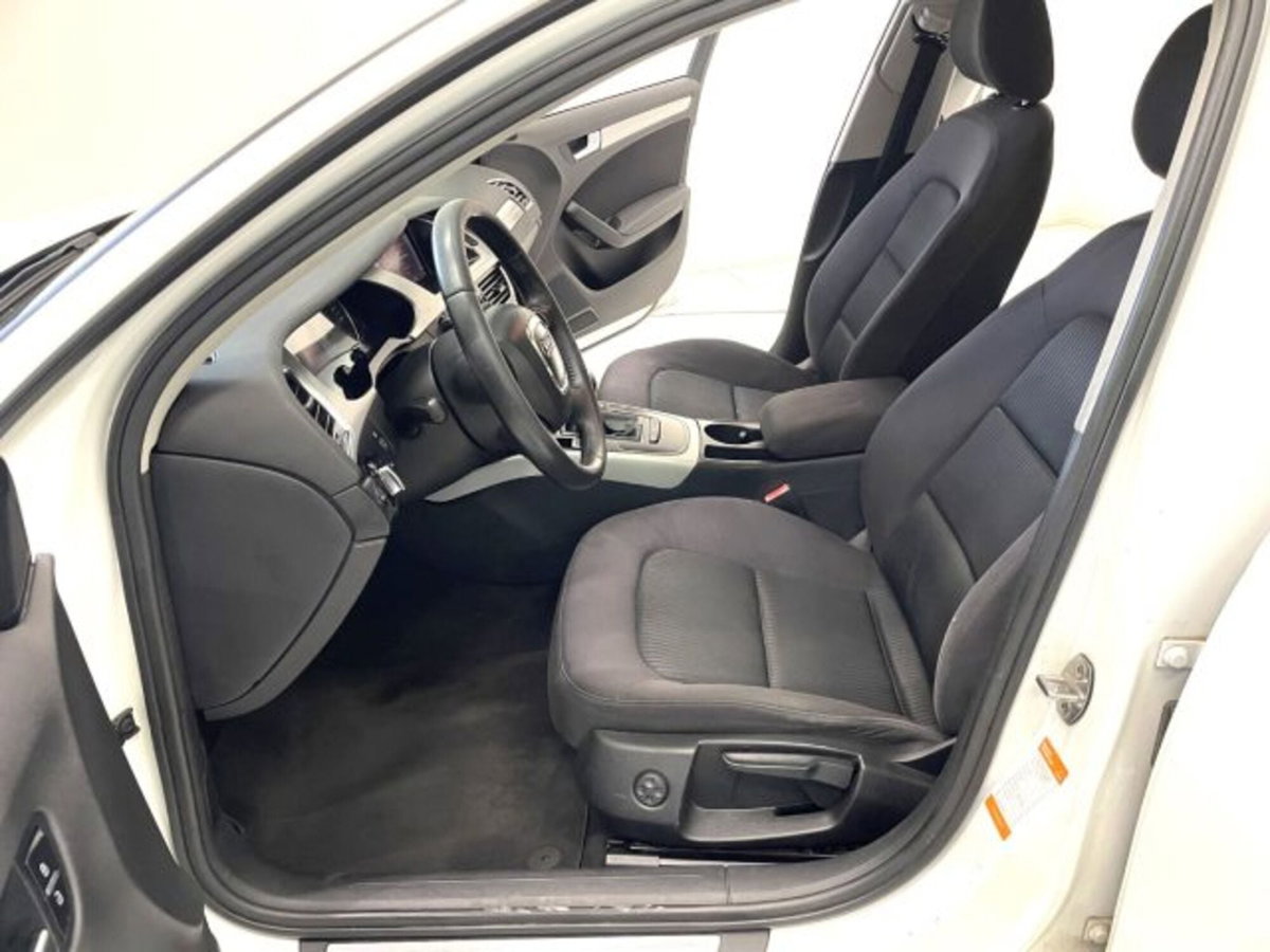 Audi A4 Avant 2.0 TDI 143CV F.AP. (6)