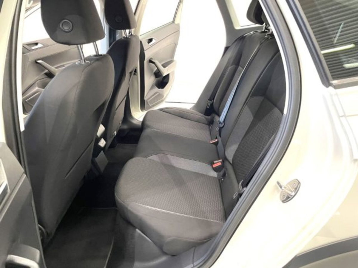 Volkswagen Taigo 1.0 tsi Life 115cv dsg (7)