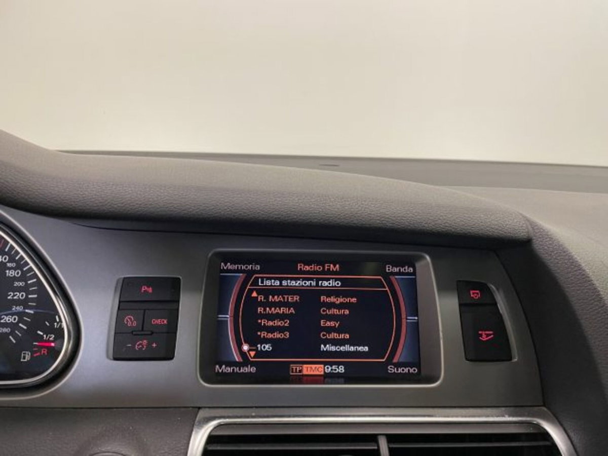 Audi Q7 3.0 V6 TDI 240 CV clean diesel quattro tiptronic (20)