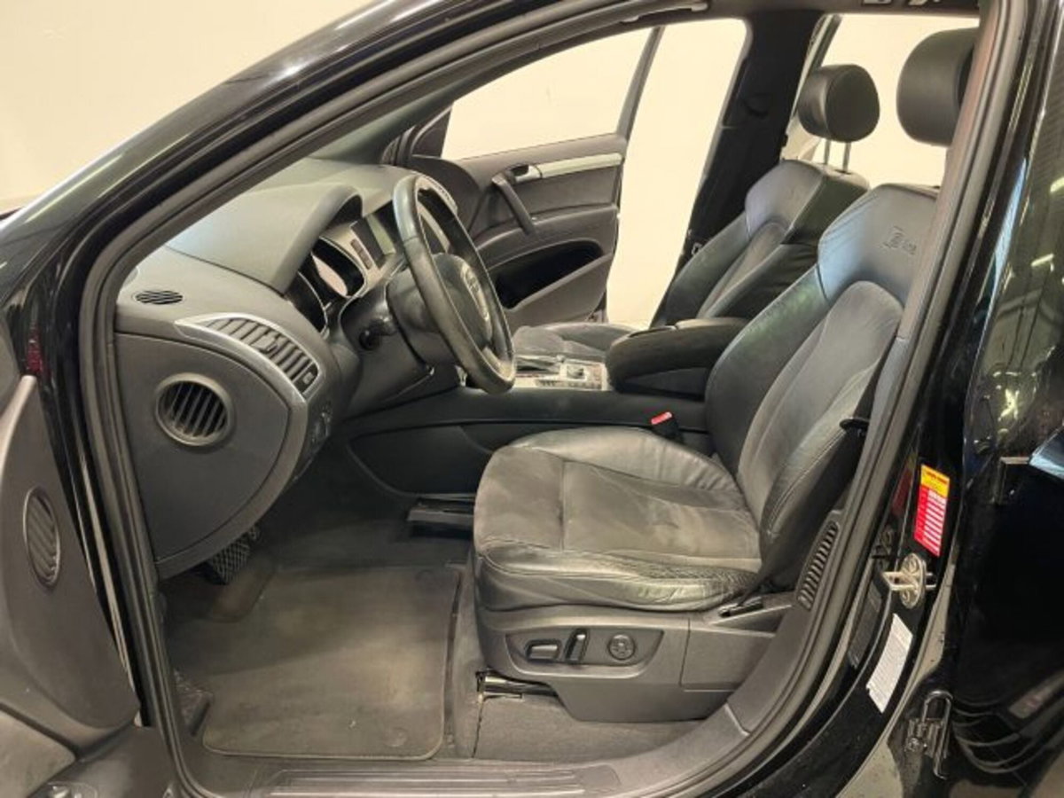 Audi Q7 3.0 V6 TDI 240 CV clean diesel quattro tiptronic (6)