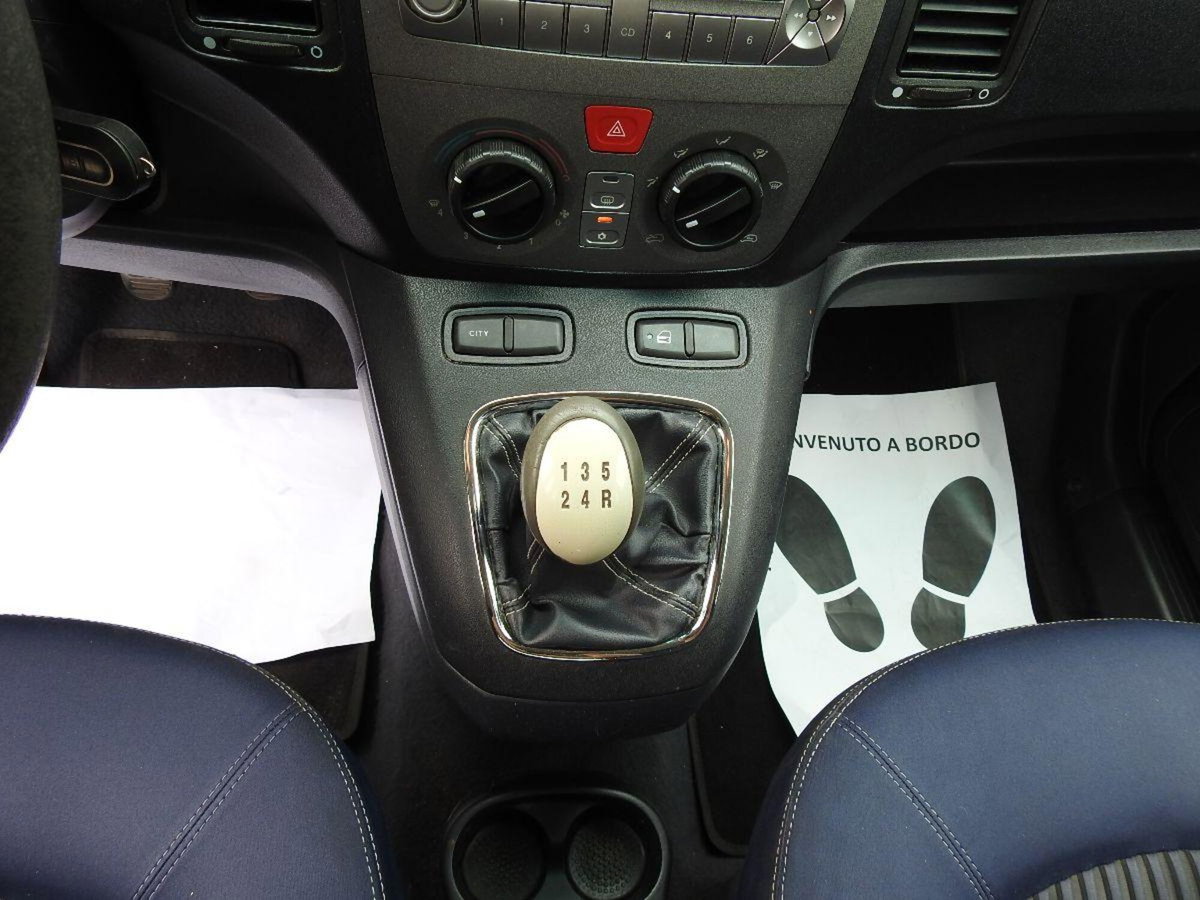 Lancia Musa 1.4 Oro Plus Ecochic GPL (16)