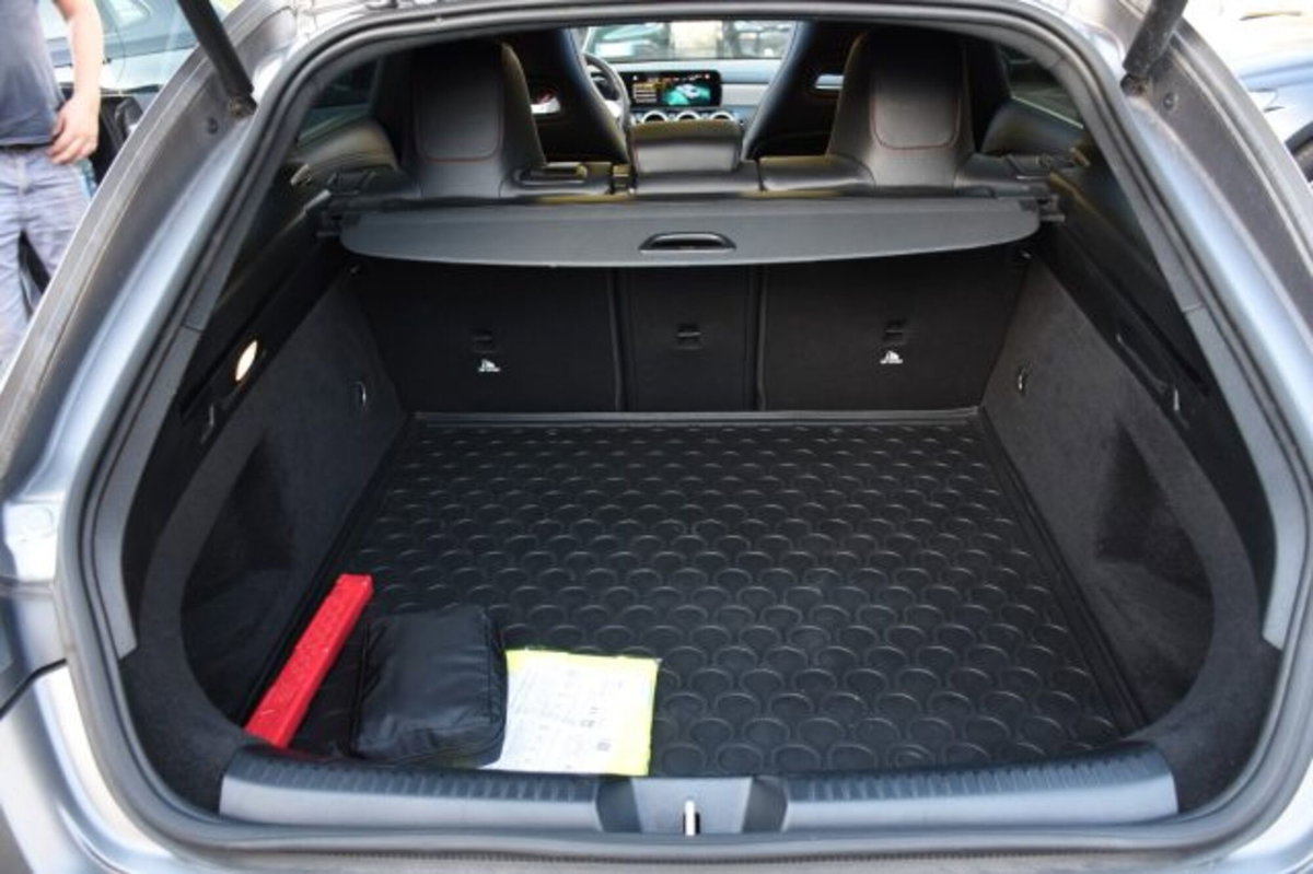 Mercedes-Benz CLA Shooting Brake 180 Automatic Shooting Brake Premium (16)