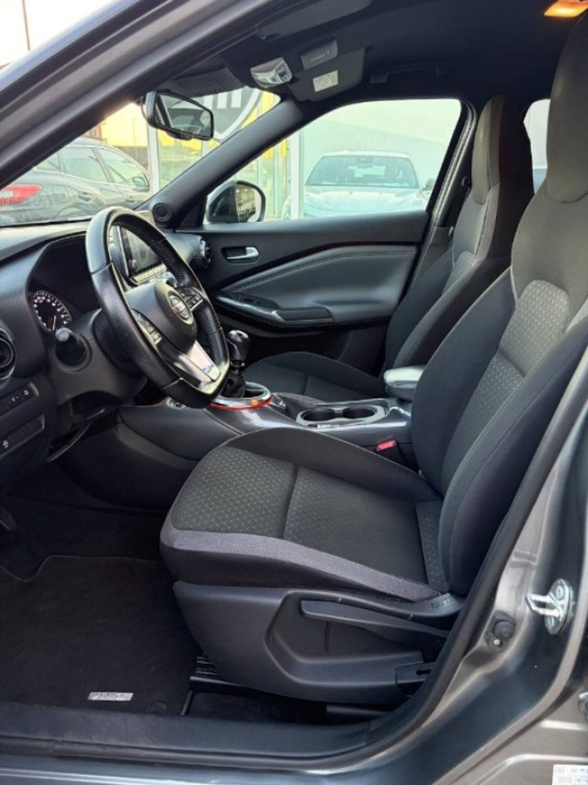 Nissan Juke 1.0 DIG-T 117 CV N-Connecta (13)