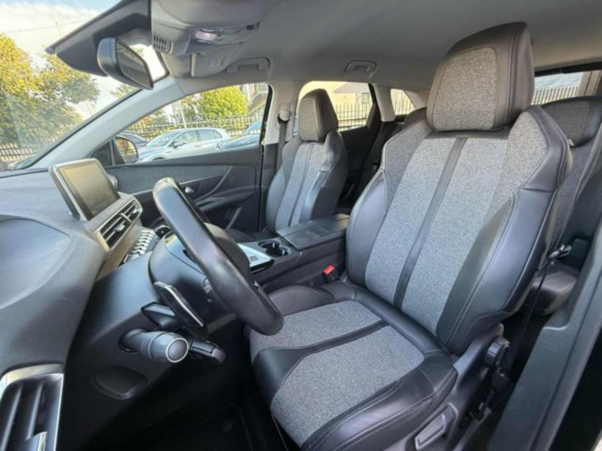 Peugeot 3008 BlueHDi 130 S&S EAT8 Allure Pack (12)