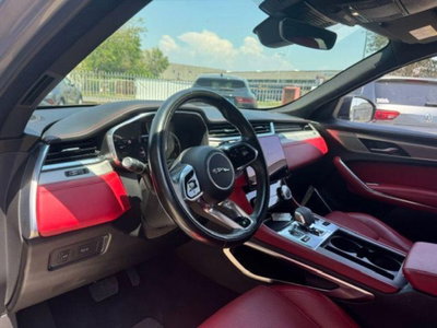 Jaguar F-Pace 2.0 D 163 CV AWD aut. R-Dynamic SE (13)