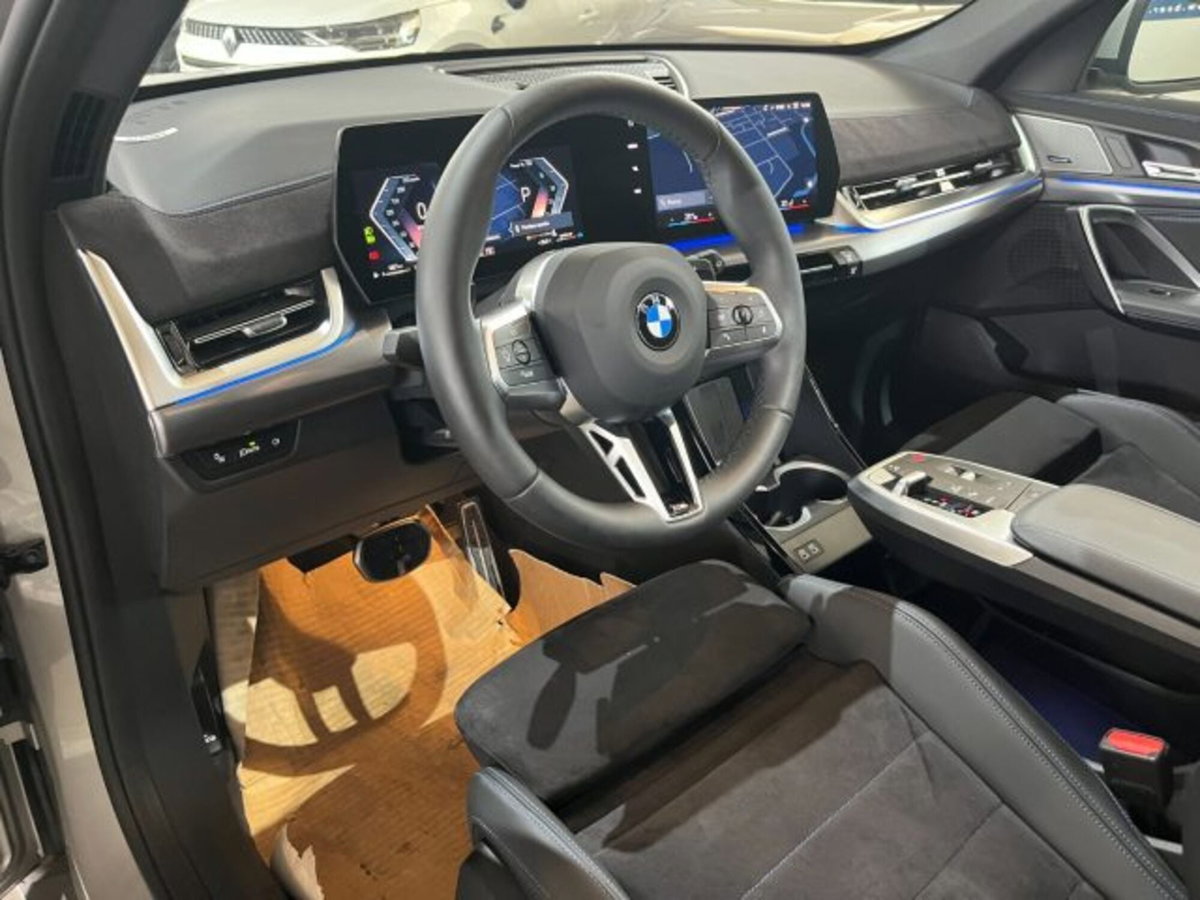 BMW X1 sDrive 18i Msport (10)