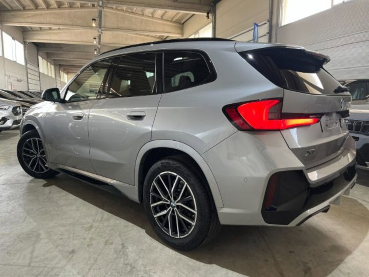 BMW X1 sDrive 18i Msport (4)