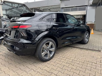 Audi Q3 Sportback 35 TDI S line edition (2)