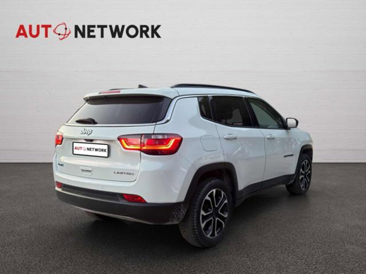 Jeep Compass 1.3 T4 190CV PHEV AT6 4xe Limited (4)