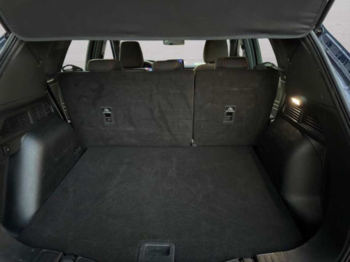 Ford Kuga 2.0 EcoBlue Hybrid 150 CV 2WD ST-Line X (13)