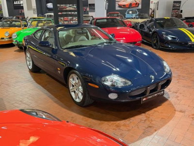 Jaguar XK8 4.0 Coupé usata
