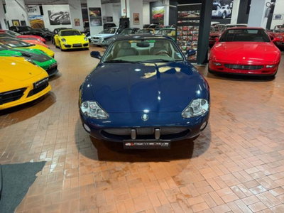Jaguar XK8 4.0 Coupé (16)