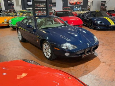 Jaguar XK8 4.0 Coupé (18)