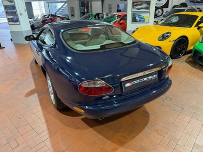 Jaguar XK8 4.0 Coupé (5)
