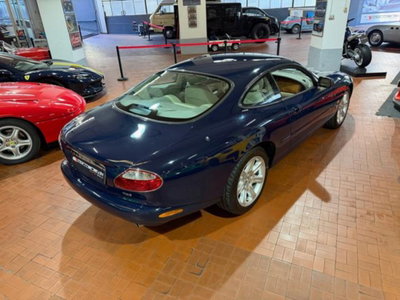 Jaguar XK8 4.0 Coupé (6)