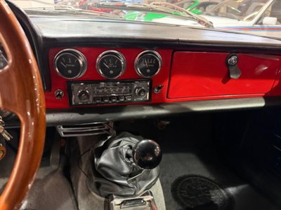 Alfa Romeo Spider 1750 TBi (12)