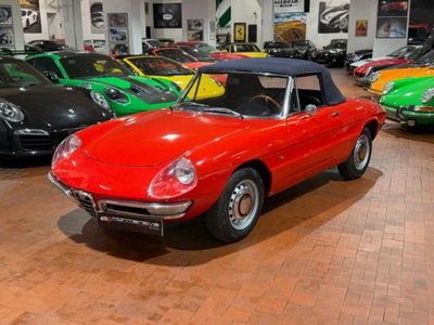 Alfa Romeo Spider 1750 TBi (3)