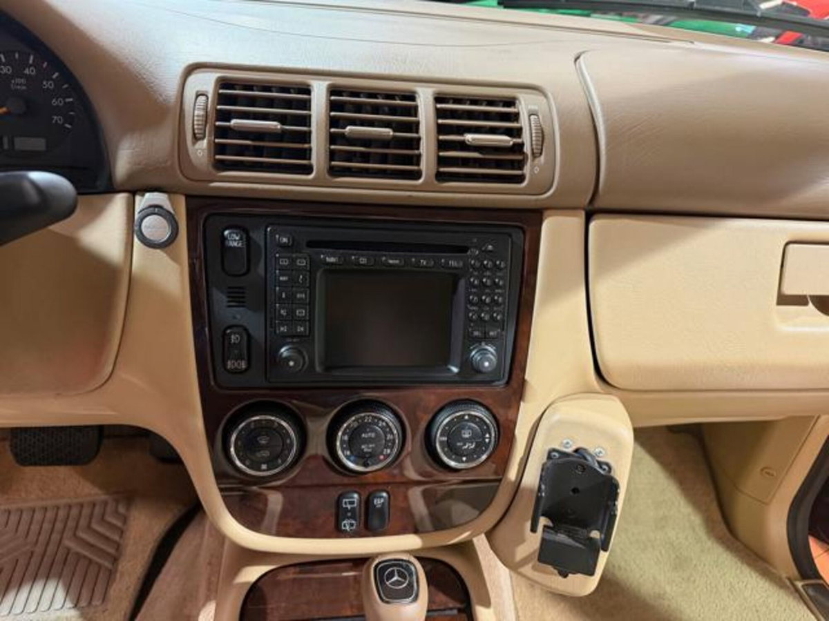 Mercedes-Benz Classe ML 350 cat SE Twin (11)