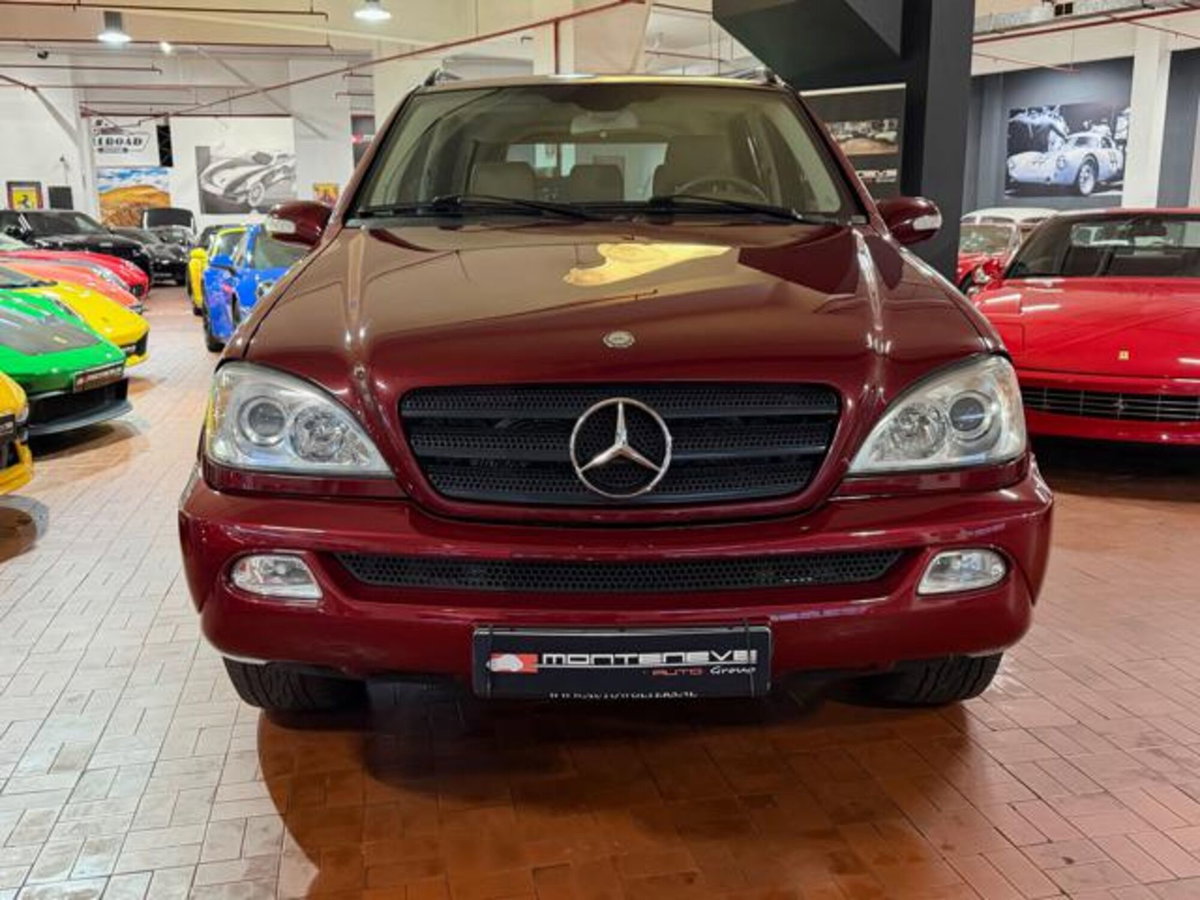 Mercedes-Benz Classe ML 350 cat SE Twin (2)