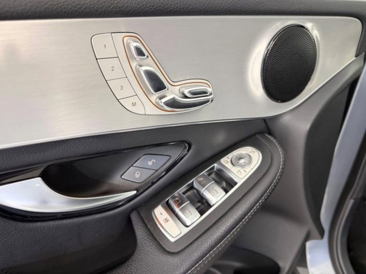 Mercedes-Benz GLC SUV 250 4Matic Premium (18)