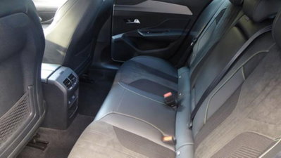 Peugeot 308 PureTech Turbo 130 S&S EAT8 GT (20)